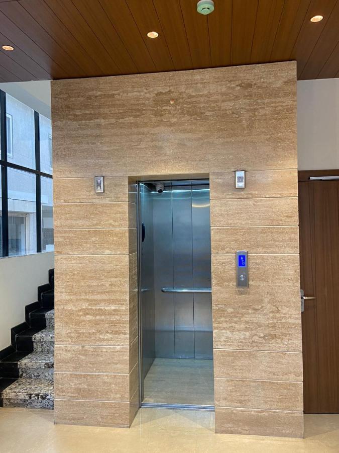 Hotel Mumbai House Express Удайпур Екстериор снимка